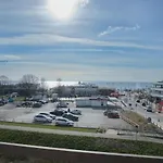 Am App 84 * Грёмиц